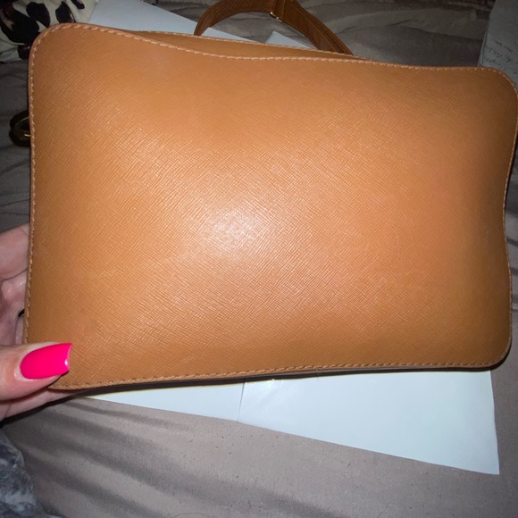 Michael Kors Caramel Crossbody Bag - Picture 4 of 5